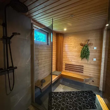 Villa Summerhouse *